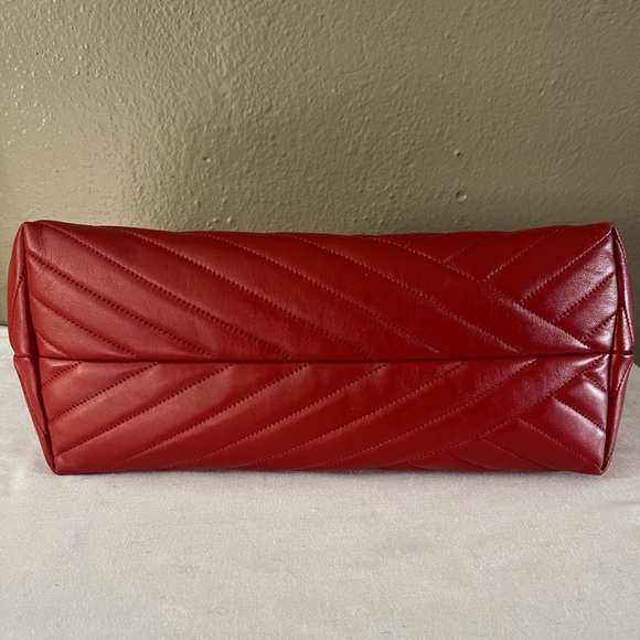 RARE Tory Burch Kira Chevron Tote Red Quilted Lambskin Gold Chain Straps - Picture 15 of 17